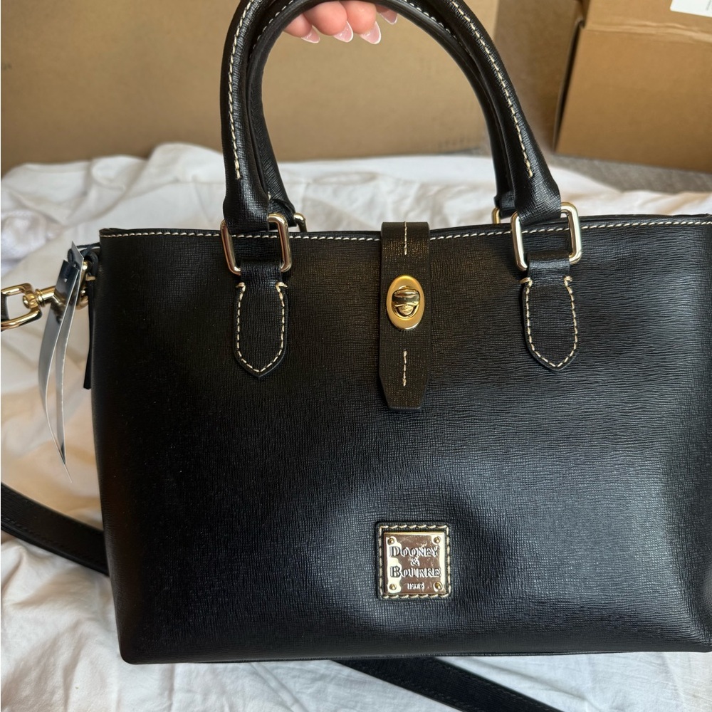 Dooney & Bourke Black Leather Handbag‎